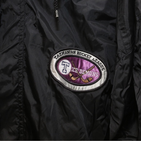 Vintage 90s Taz Looney Tunes WB Jacket Black Full Zip Hood Hockey - Picture 3 of 6